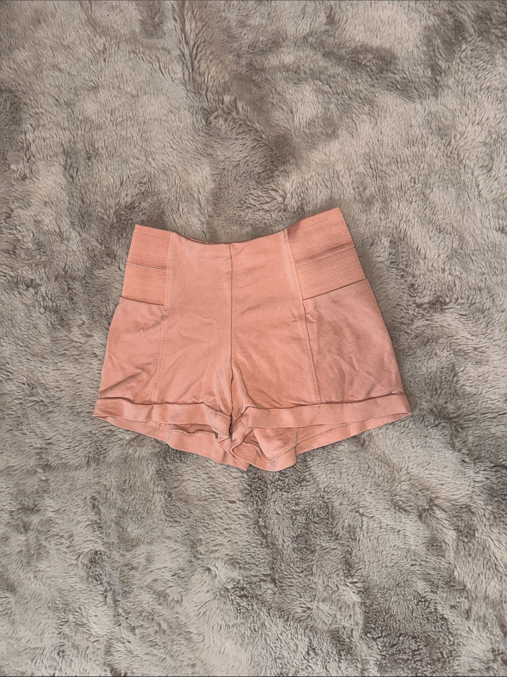 Ci Sono High-Waist Sculpting Shorts in Peach